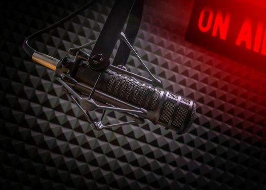radyo odası DUVAR KAPLAMA